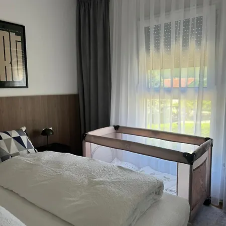 Boutique - * Široki Brijeg